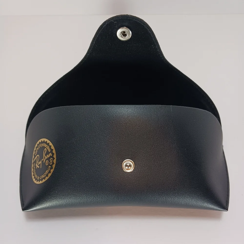 RAY-BAN Black/Brown Sunglasses Case Like New